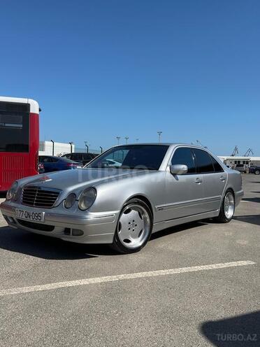 Mercedes E 240 2000, 335,641 km - 2.4 l - Bakı