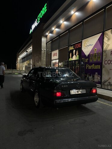 Mercedes E 200 1993, 484,940 km - 2.0 l - Bakı