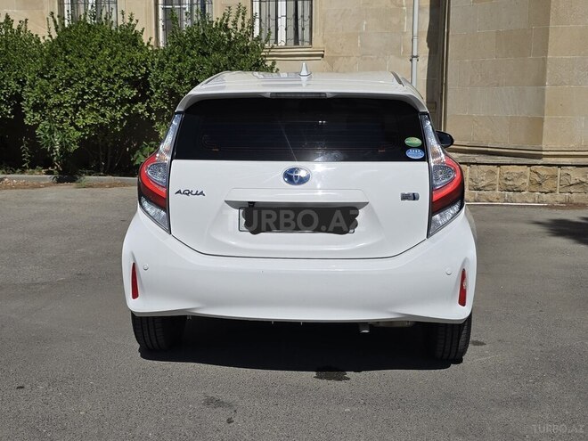 Toyota Aqua 2018, 63,500 km - 1.5 l - Bakı