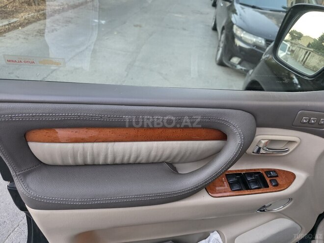 Lexus LX 470 2005, 253,000 km - 4.7 l - Bakı