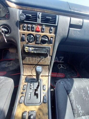 Mercedes E 200 1997, 399,871 km - 2.0 l - Bakı