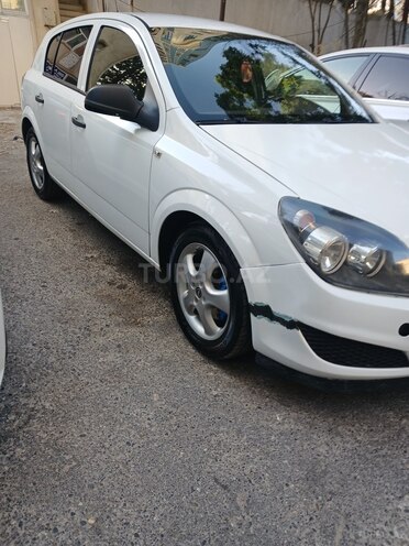 Opel Astra 2009, 280,000 km - 1.4 l - Bakı
