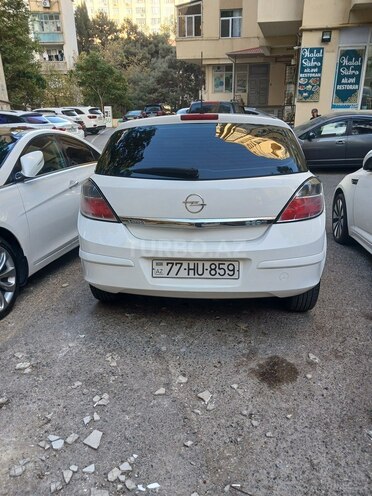 Opel Astra 2009, 280,000 km - 1.4 l - Bakı