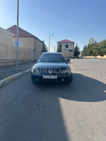 Volkswagen Passat 1999, 297,000 km - 1.8 l - Şamaxı