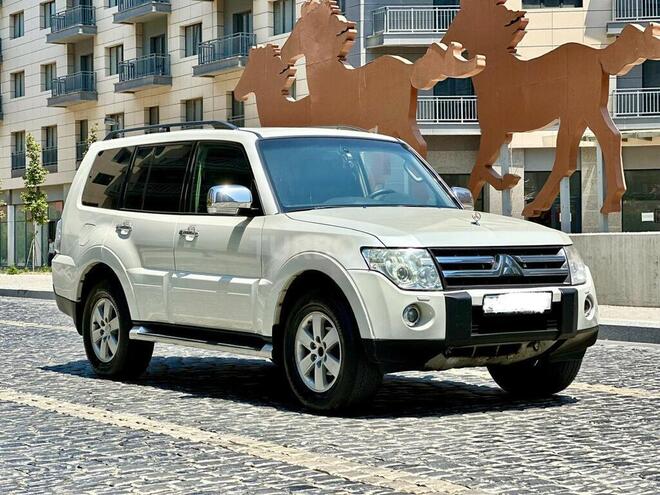 Mitsubishi Pajero 2008, 198,161 km - 3.0 l - Bakı