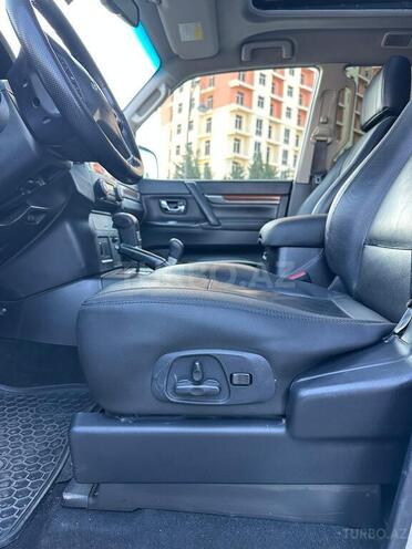 Mitsubishi Pajero 2008, 198,161 km - 3.0 l - Bakı