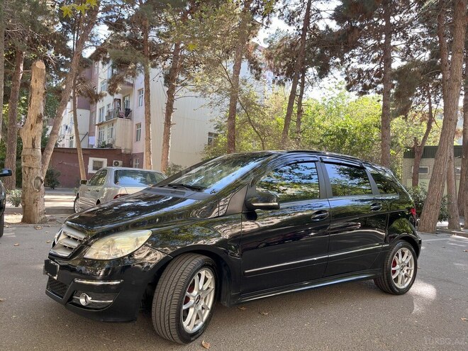Mercedes B 170 2009, 261,695 km - 1.7 л - Bakı