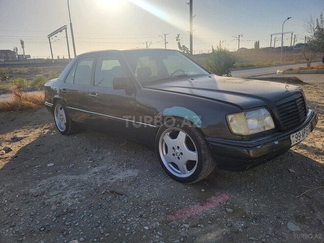 Mercedes E 220 1993, 550,000 km - 2.2 l - Bakı