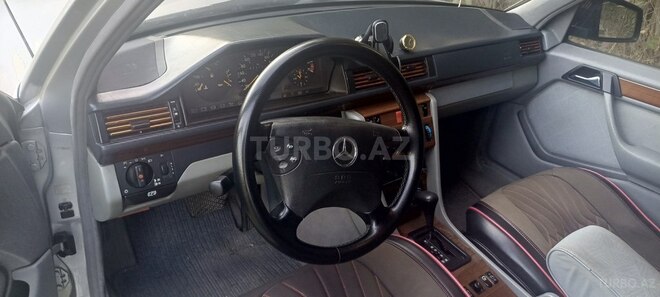 Mercedes E 220 1994, 497,000 km - 2.2 l - Bakı