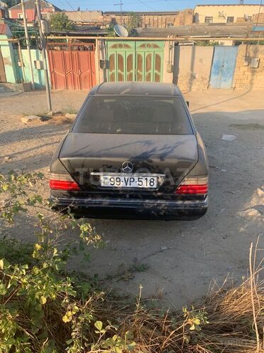 Mercedes E 220 1993, 550,000 km - 2.2 l - Bakı