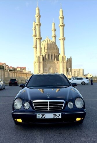 Mercedes E 240 1999, 285,000 km - 2.4 l - Bakı
