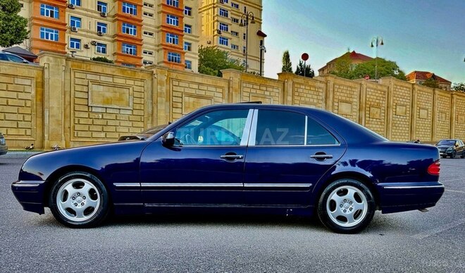 Mercedes E 240 1999, 285,000 km - 2.4 l - Bakı