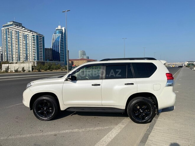 Toyota Land Cruiser Prado 2009, 266,000 km - 2.7 л - Bakı
