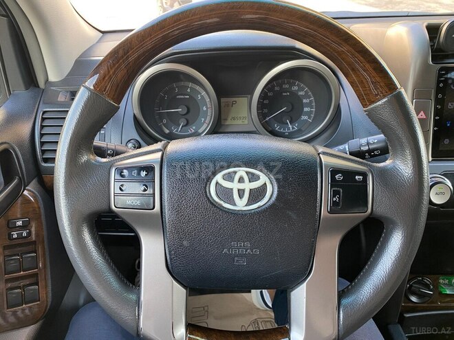 Toyota Land Cruiser Prado 2009, 266,000 km - 2.7 л - Bakı
