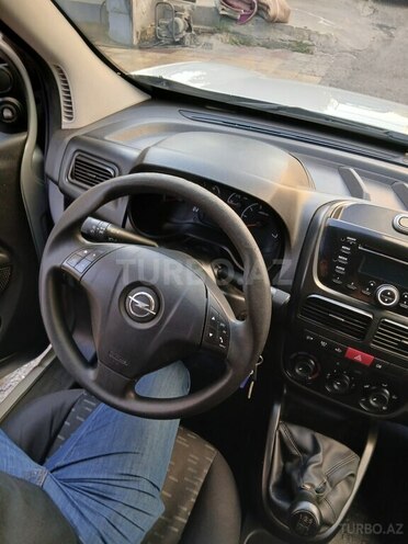 Fiat Doblo 2015, 176,000 km - 1.3 l - Bakı