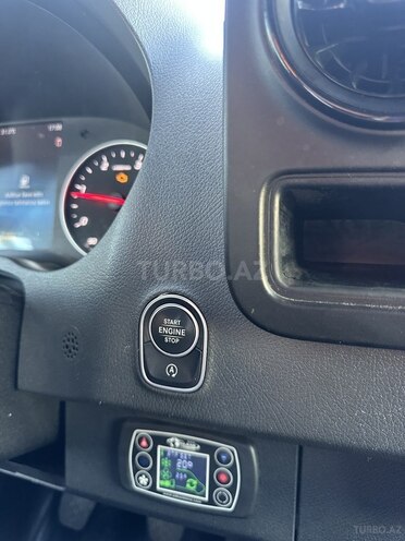 Mercedes  2023, 297,000 km - 2.0 л - Bakı