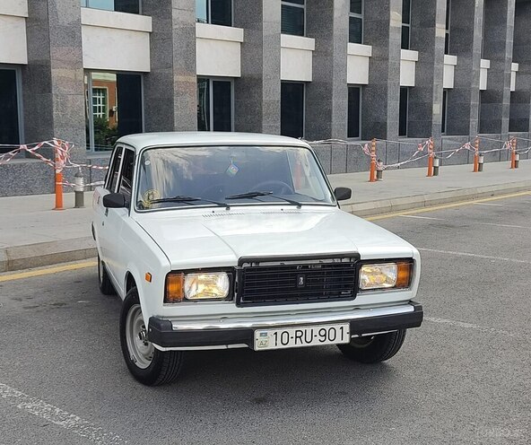 LADA (VAZ) 2107 2006, 255,000 km - 1.6 l - Bakı