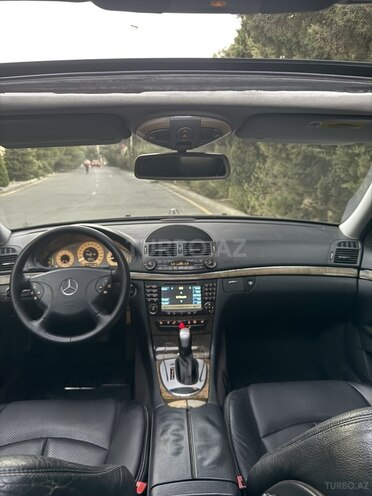 Mercedes E 240 2002, 328,300 km - 2.6 l - Bakı