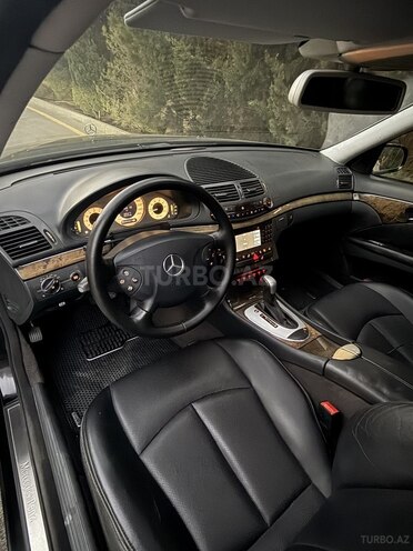 Mercedes E 240 2002, 328,300 km - 2.6 l - Bakı