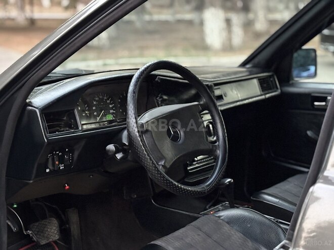 Mercedes 190 1991, 196,000 km - 2.0 l - Xırdalan