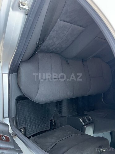 Mercedes E 240 1999, 281,000 km - 2.4 l - Bakı
