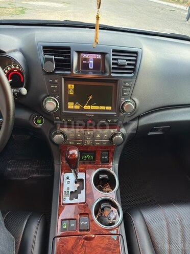 Toyota Highlander 2011, 203,000 km - 3.5 l - Şəmkir