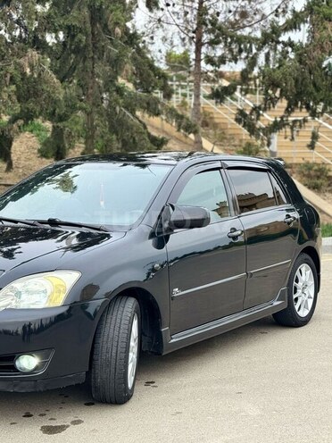 Toyota Corolla 2006, 342,000 km - 1.4 l - Şirvan