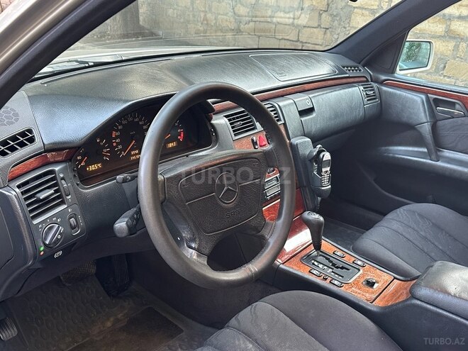 Mercedes E 230 1997, 340,000 km - 2.3 l - Gəncə