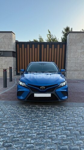 Toyota Camry-1