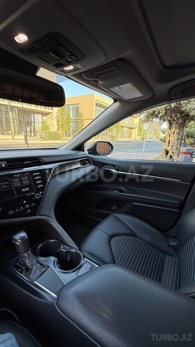 Toyota Camry-9