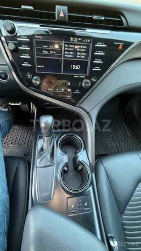 Toyota Camry-10