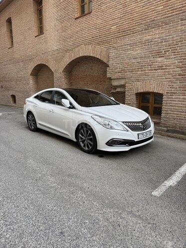 Hyundai Grandeur 2015, 182,000 km - 2.2 л - Gəncə