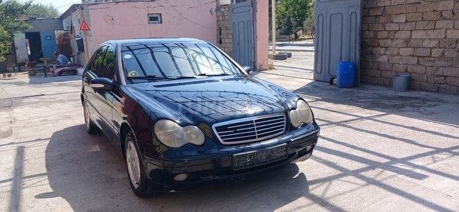 Mercedes C 220 2000, 527,250 km - 2.1 l - Bakı