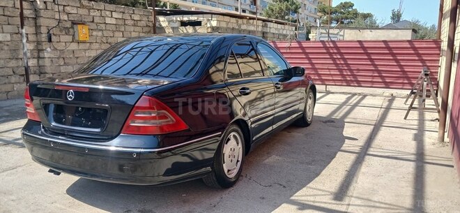 Mercedes C 220 2000, 527,250 km - 2.1 l - Bakı
