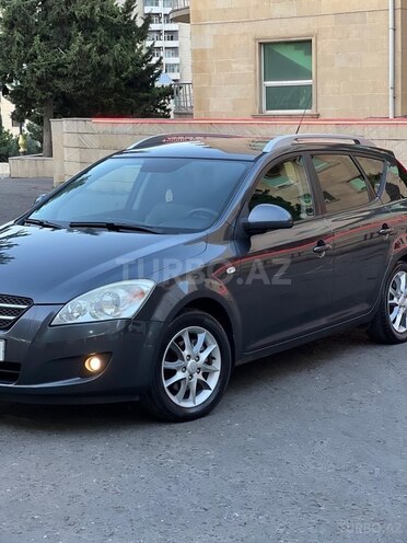 Kia Ceed 2009, 300,000 km - 1.6 л - Bakı