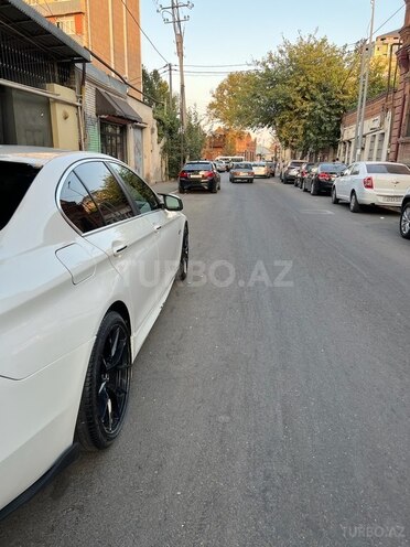 BMW 520 2013, 179,000 km - 2.0 l - Bakı