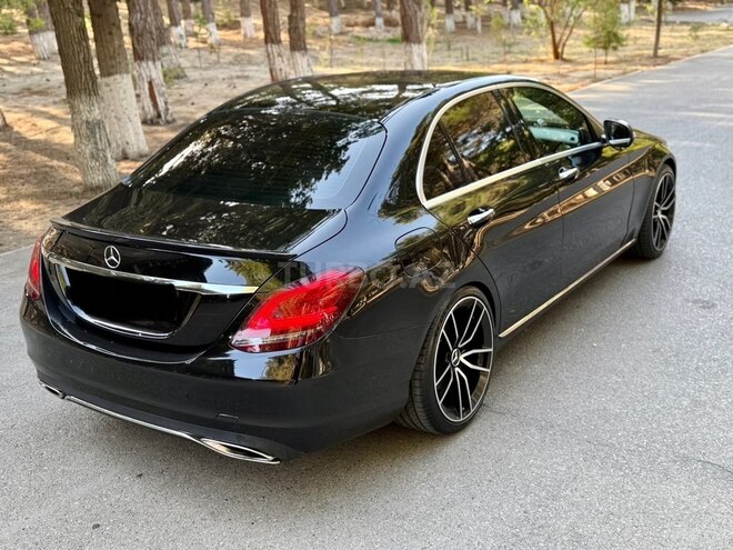 Mercedes C 300 2016, 240,000 km - 2.0 l - Sumqayıt