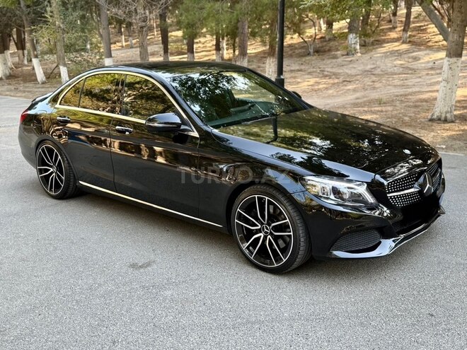 Mercedes C 300 2016, 240,000 km - 2.0 l - Sumqayıt