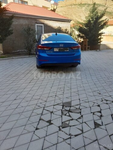 Hyundai Elantra 2017, 168,000 km - 2.0 l - Bakı