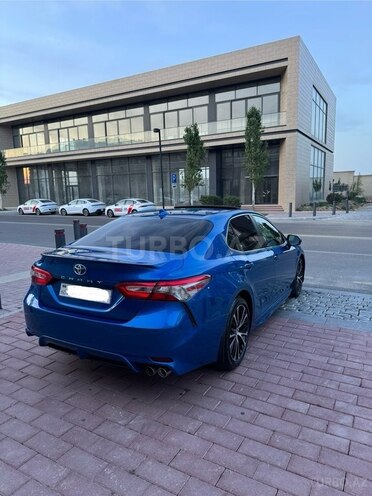 Toyota Camry-8