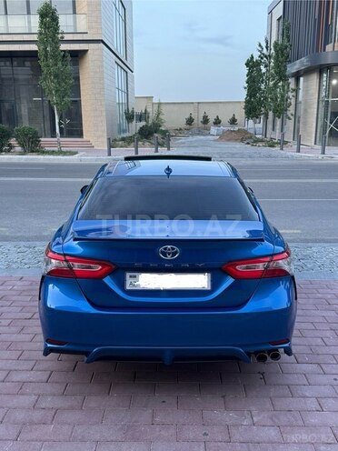 Toyota Camry-6