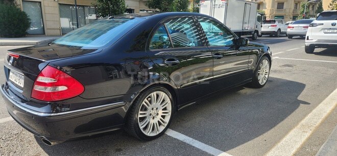 Mercedes E 350 2005, 275,000 km - 3.5 l - Bakı