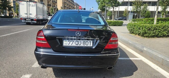 Mercedes E 350 2005, 275,000 km - 3.5 l - Bakı