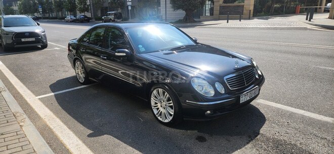 Mercedes E 350 2005, 275,000 km - 3.5 l - Bakı