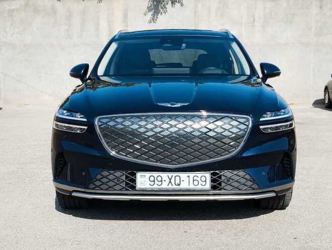Genesis GV70-1