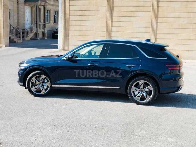 Genesis GV70-4