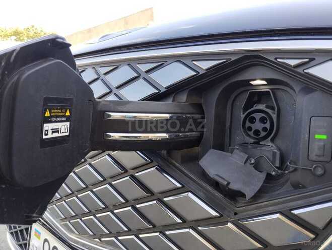 Genesis GV70-17
