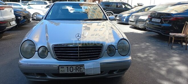Mercedes E 240 2000, 323,000 km - 2.6 l - Bakı