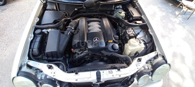 Mercedes E 240 2000, 323,000 km - 2.6 l - Bakı