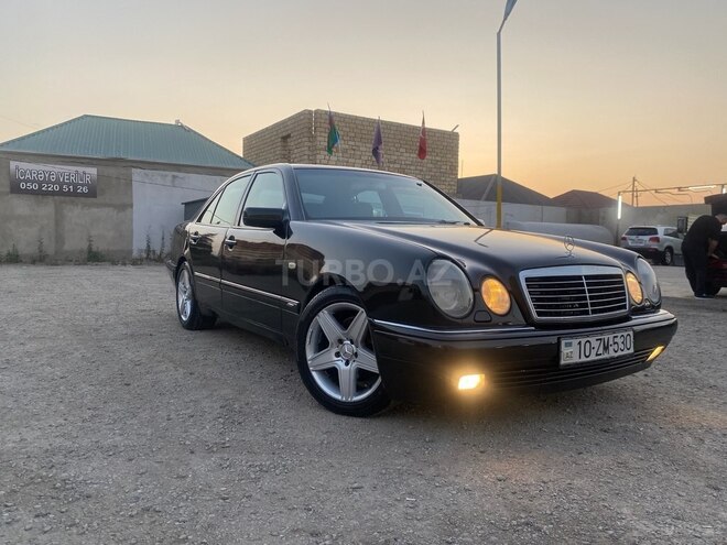 Mercedes E 230 1997, 589,000 km - 2.3 l - Bakı
